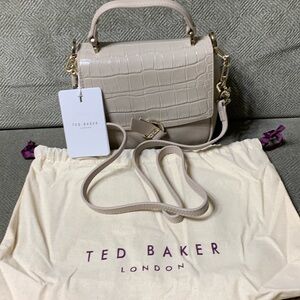 BRAND NEW 🔥 TED BAKER WITH DUST BAG 😍